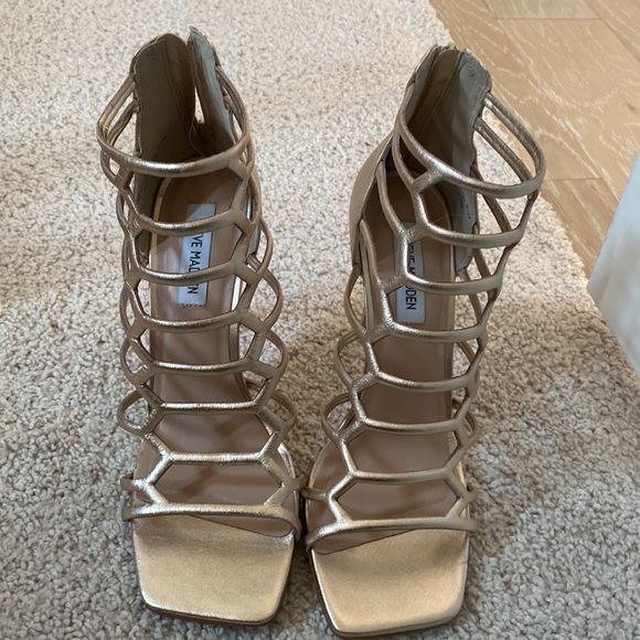 Shoes - Steve Madden Metallic Leather Heels